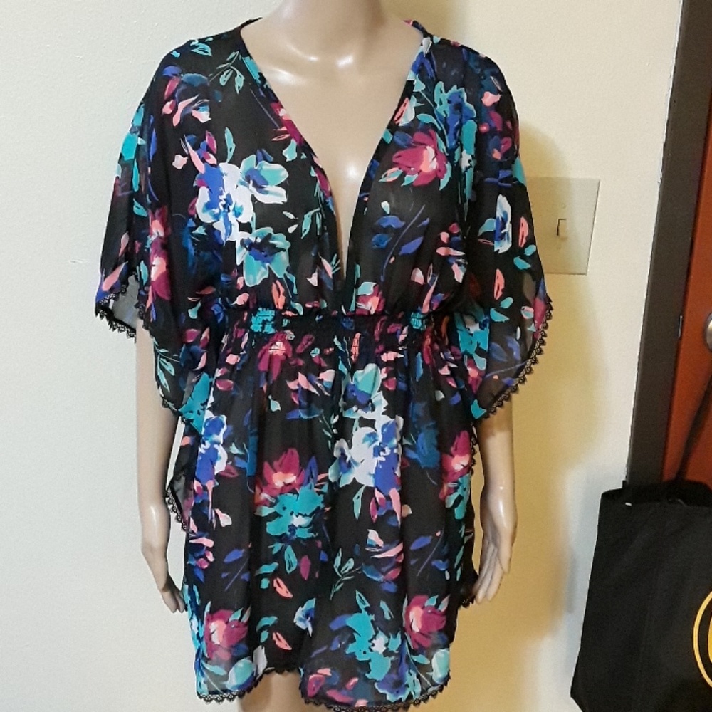 v-neck top
